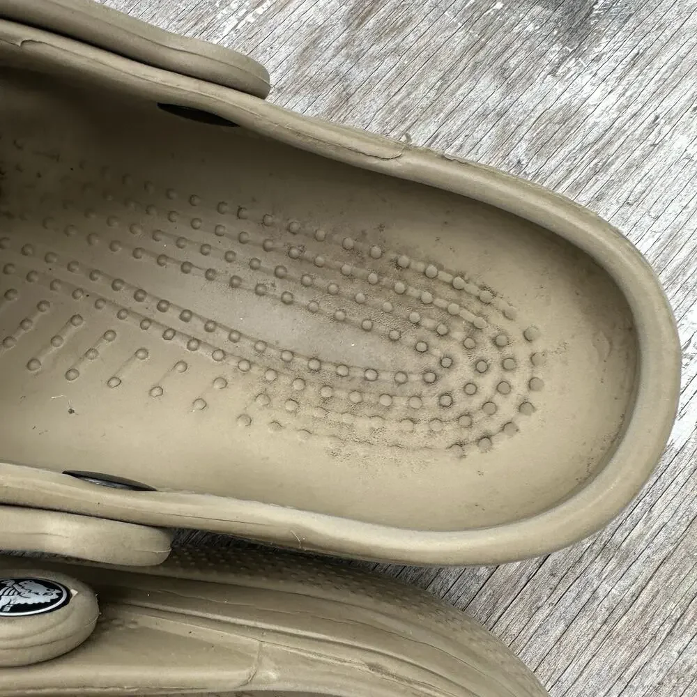 Crocs Classic Clog Tan Women’s Slip-On Men’s 10 Women’s 12 Sandal Heel Strap 520